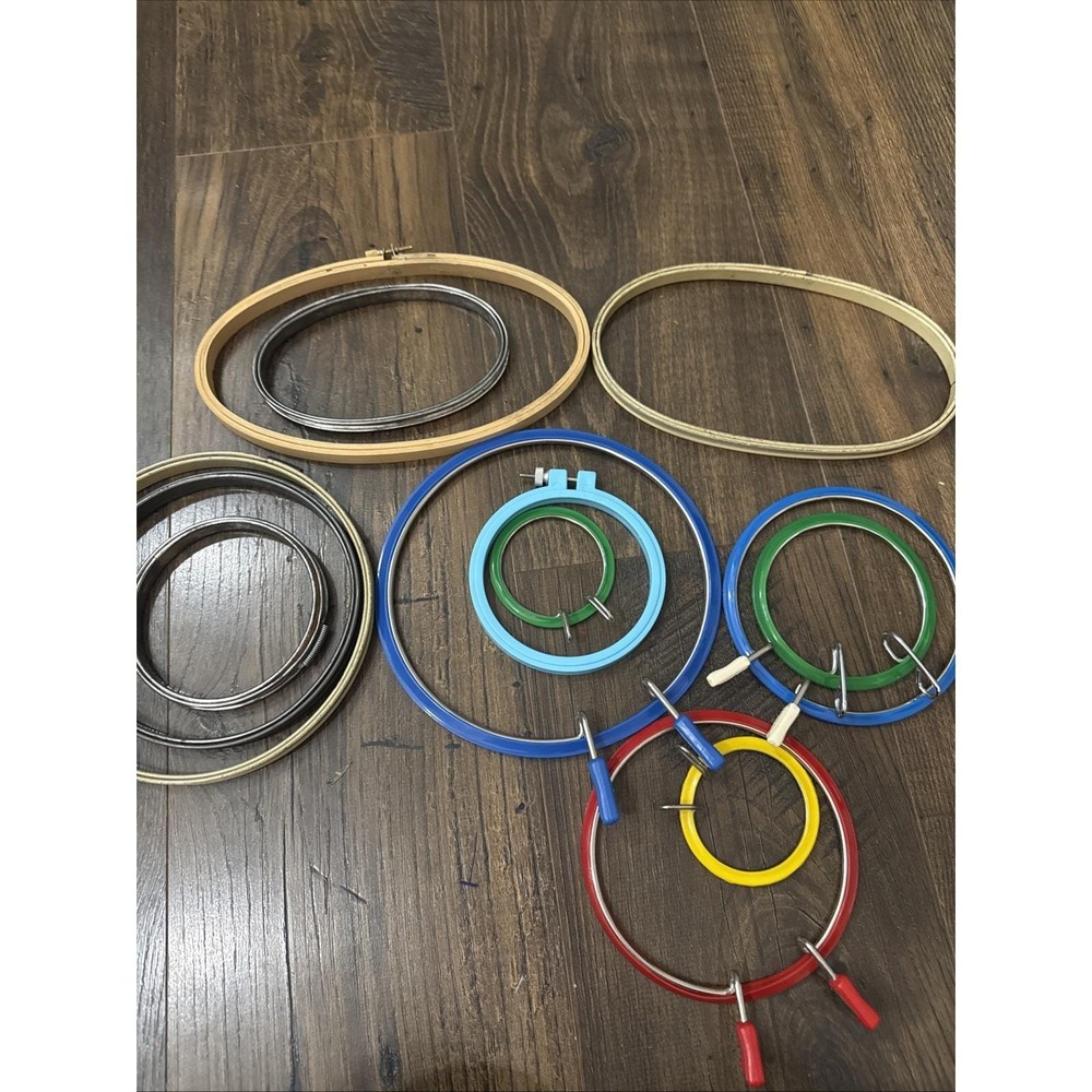 Vintage Mixed Embroidery Hoop Lot Plastic Metal Round Oval Spring Tension 13pc